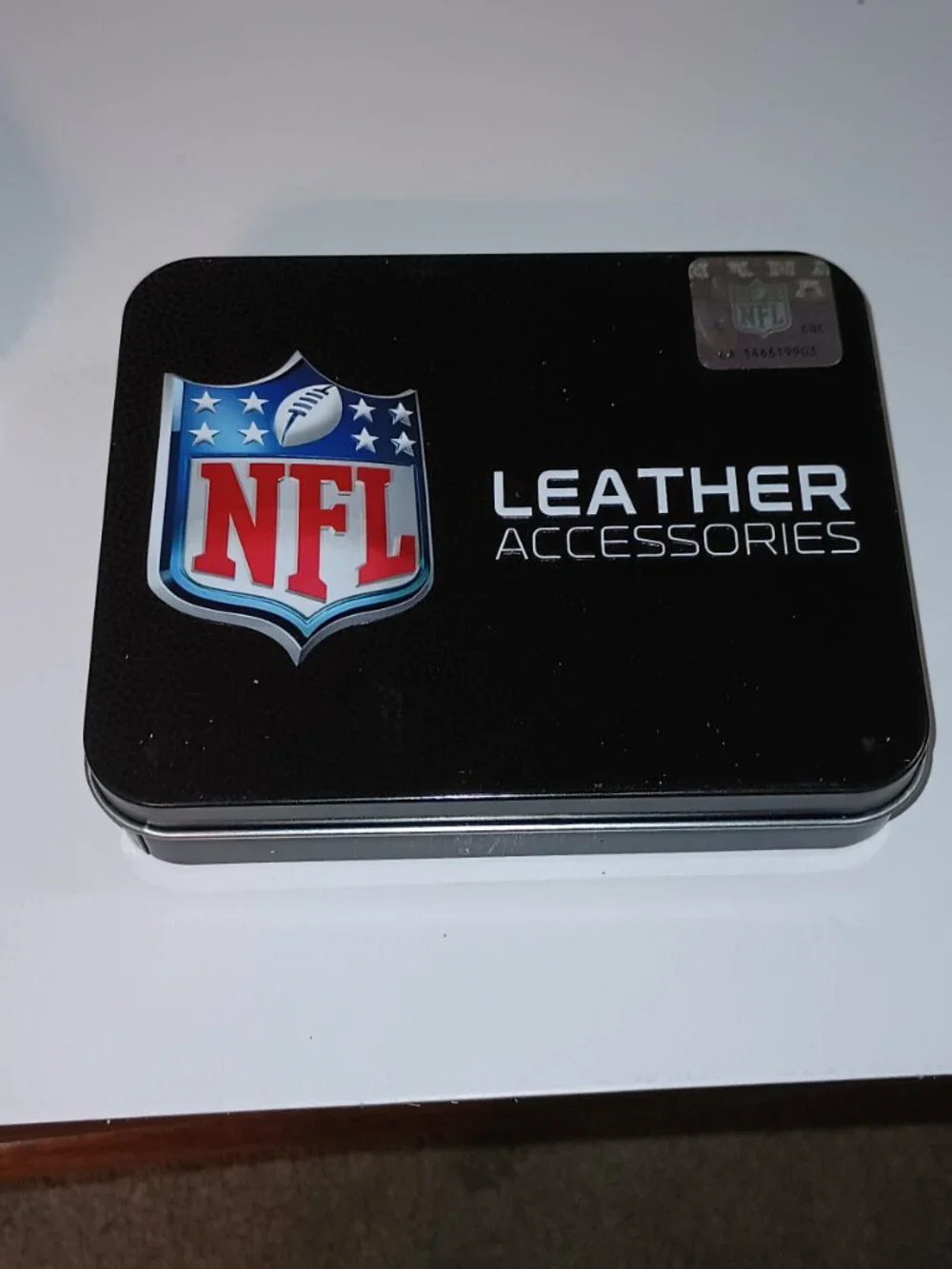 NEW NFL Atlanta Falcons Embossed Genuine Cowhide Leather Wallet